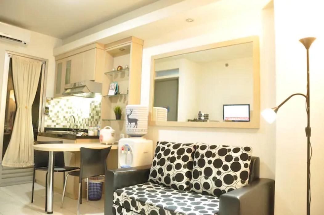 The Kalibata - Wfh For 5 Guests With Wi-fi Apartemen